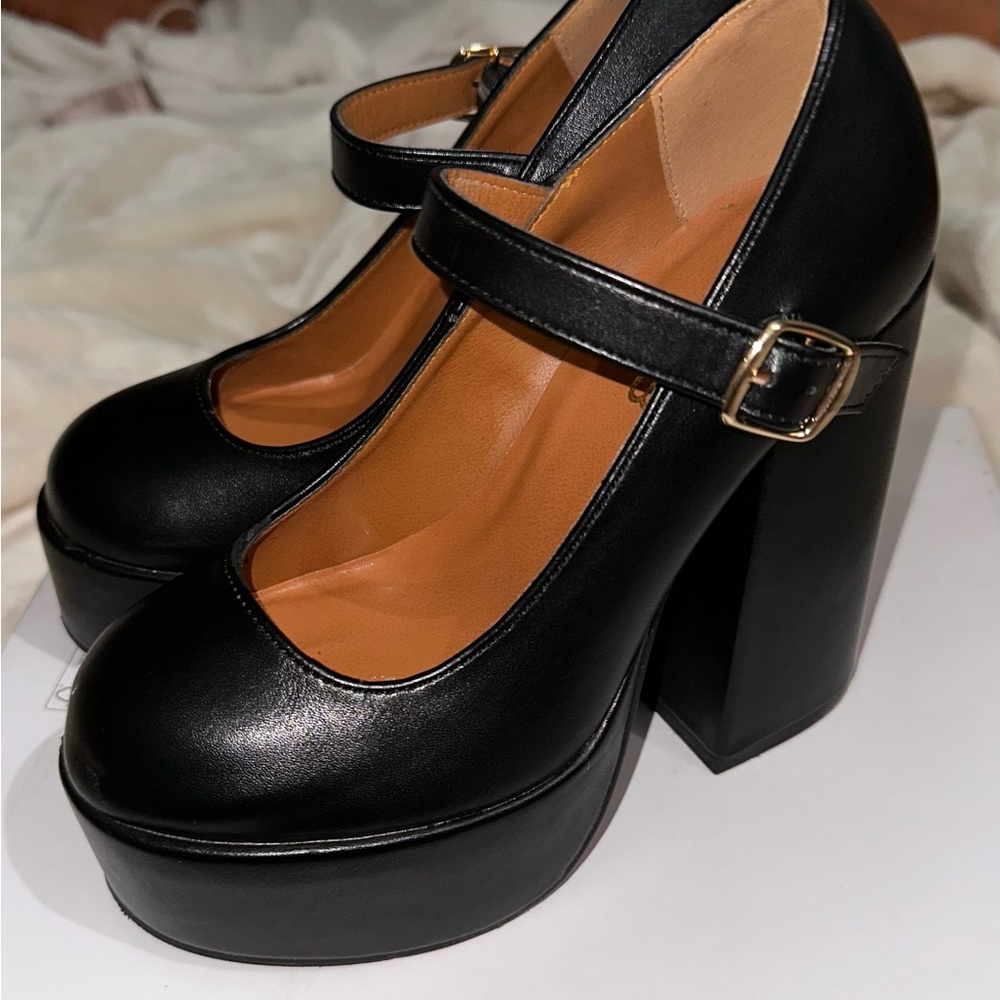 Black Mary Jane Heels